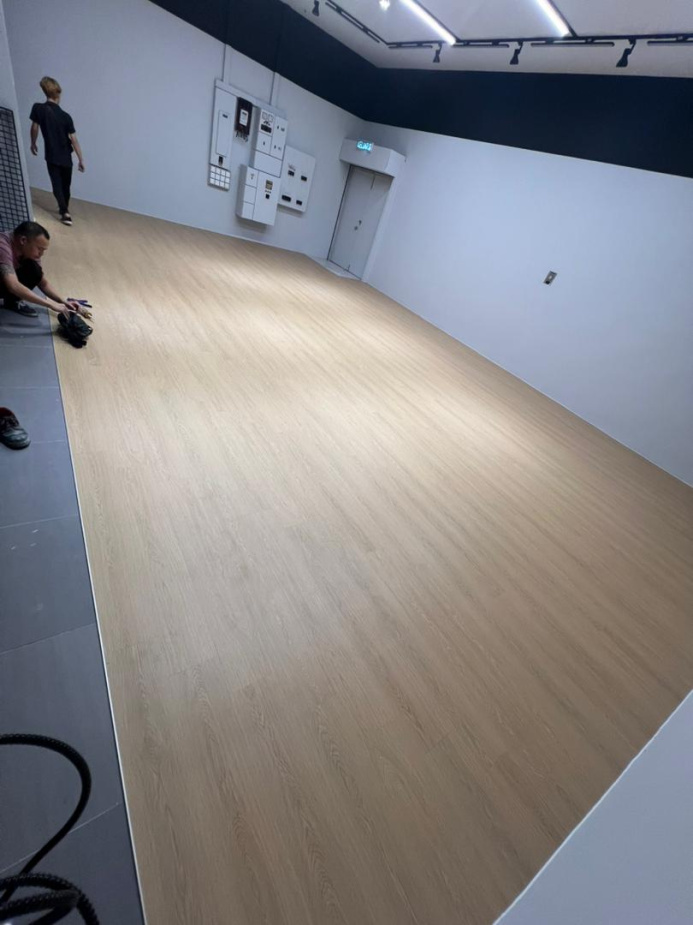 luxe_vinyl_notreva_lv306_cotton_oak_1