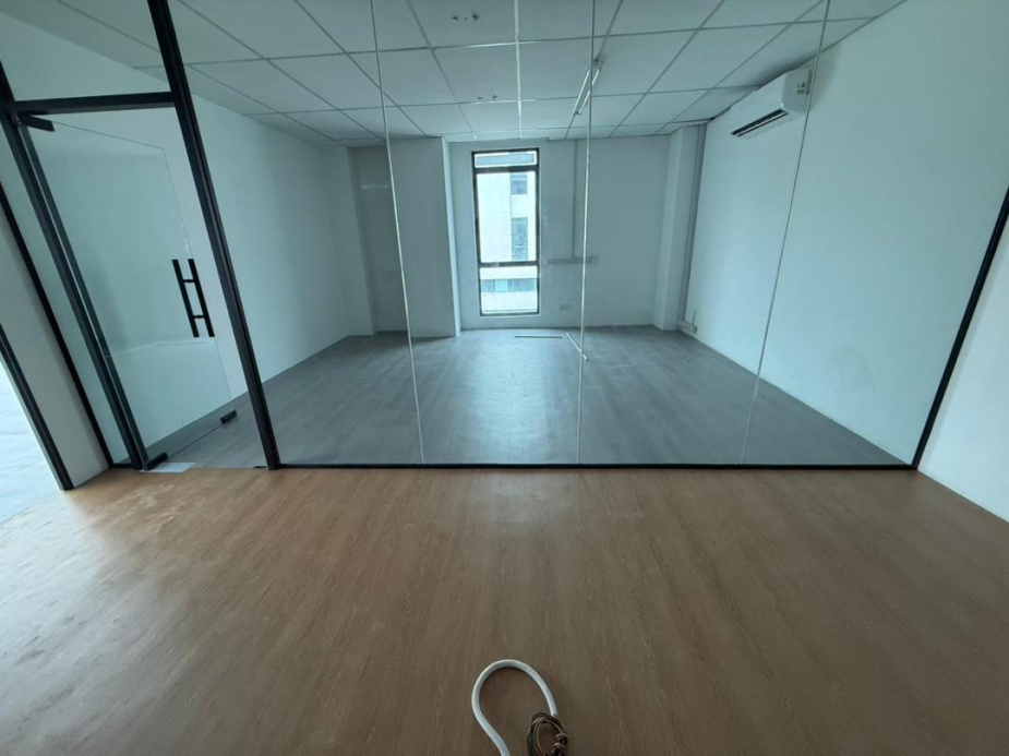 luxe_vinyl_notreva_lv308_modi_wood_1